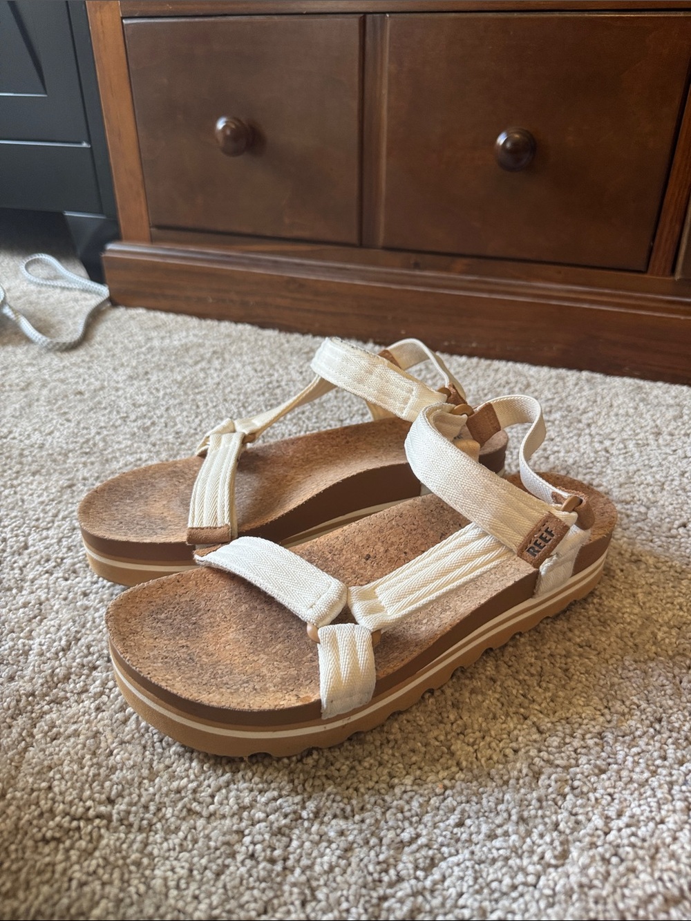 Women's Reef Cream Strappy Platform Sandals